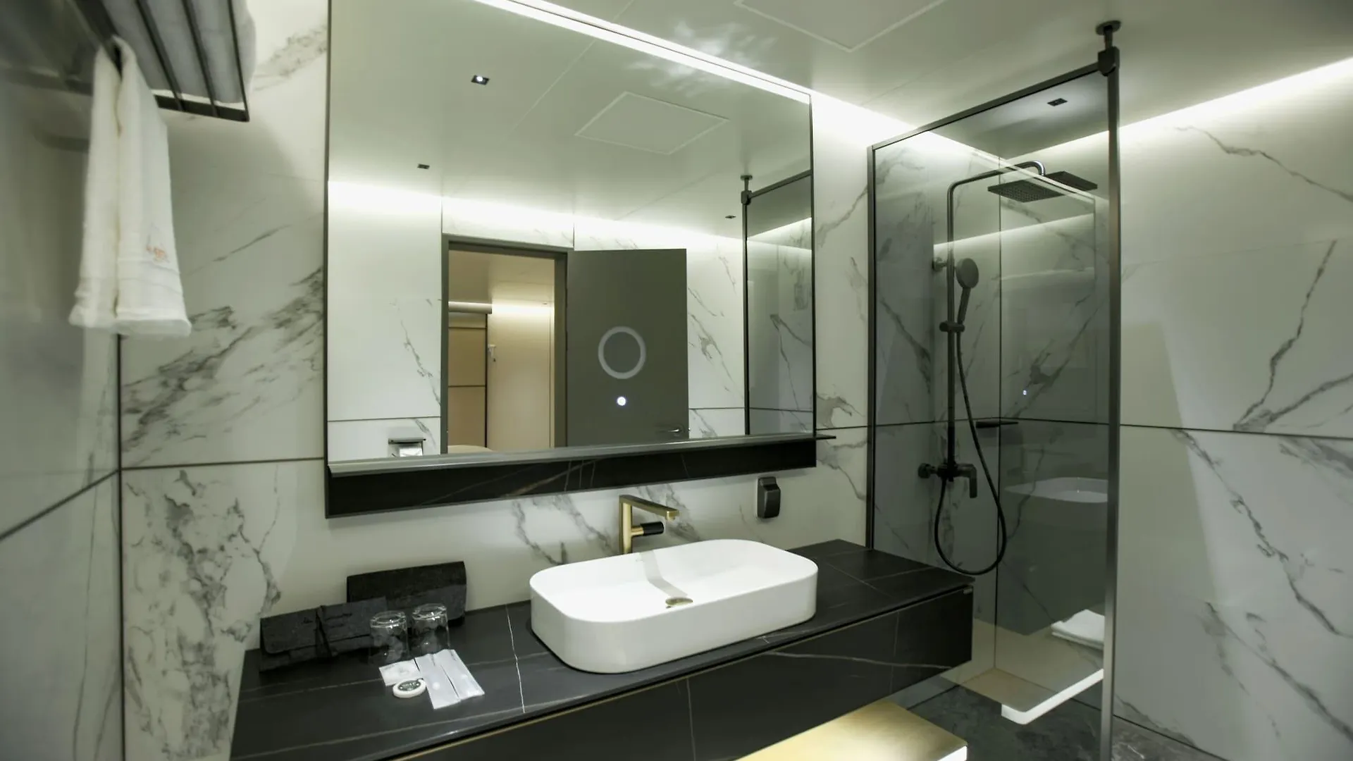 ***  L&L City Hotel Jeju South Korea